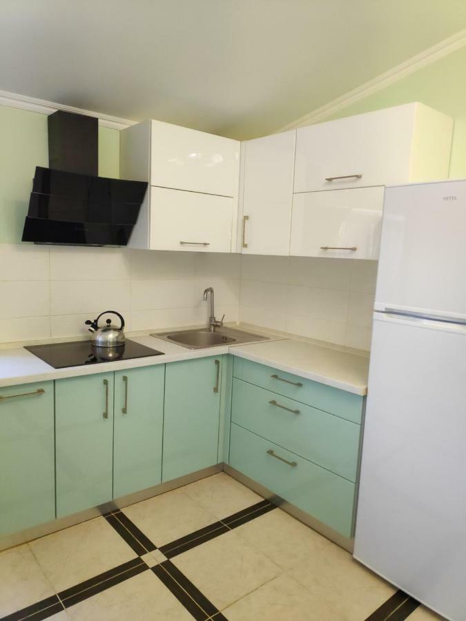 Chiernomorskie Apartamenty Одесса Экстерьер фото