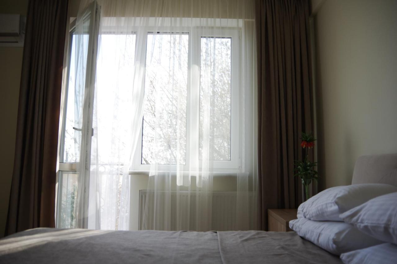 Chiernomorskie Apartamenty Одесса Экстерьер фото