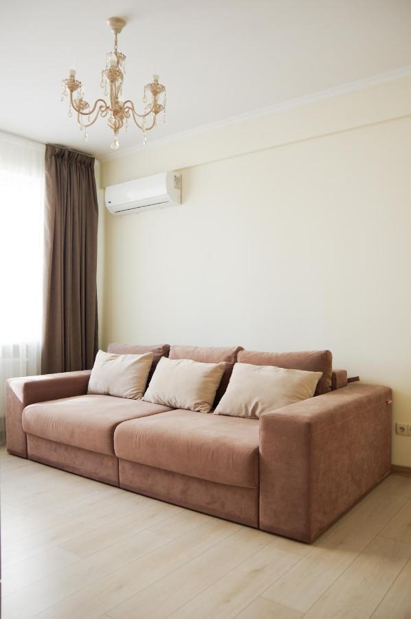 Chiernomorskie Apartamenty Одесса Экстерьер фото
