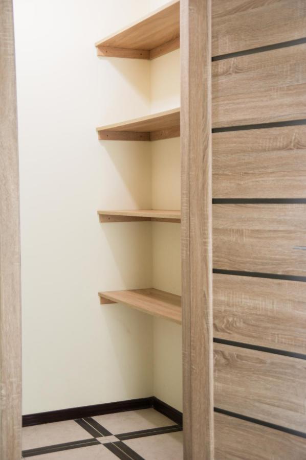 Chiernomorskie Apartamenty Одесса Экстерьер фото